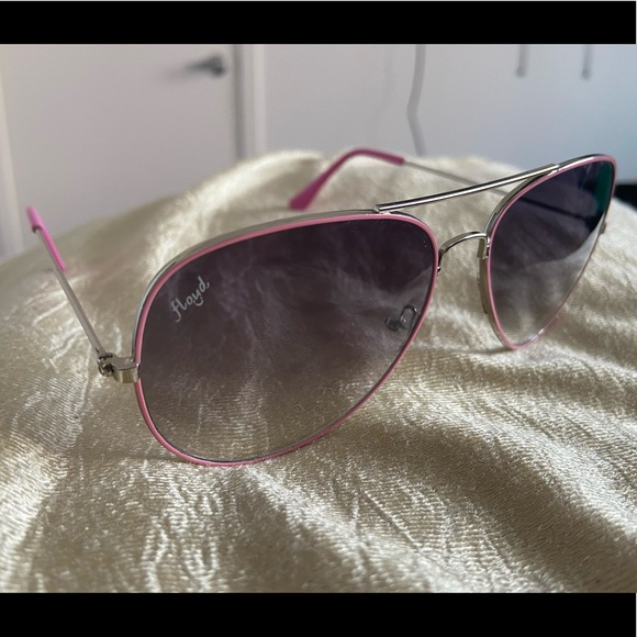 Pink rim aviator sunglesses - Good condition - Picture 4 of 5